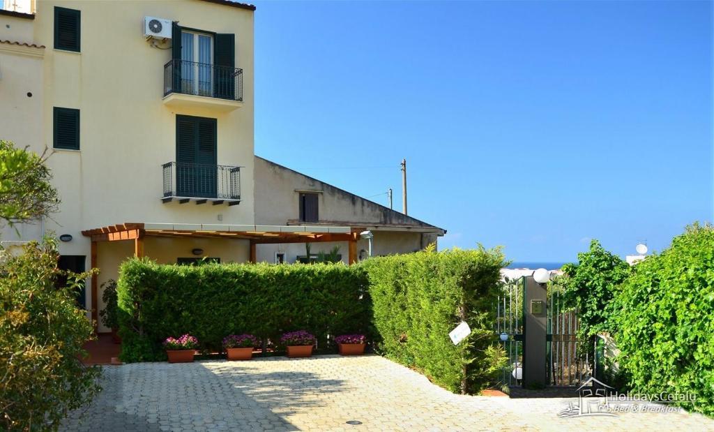 Holidays Cefalu Exterior photo